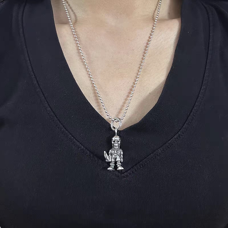 Vintage Skull Pendant Necklace